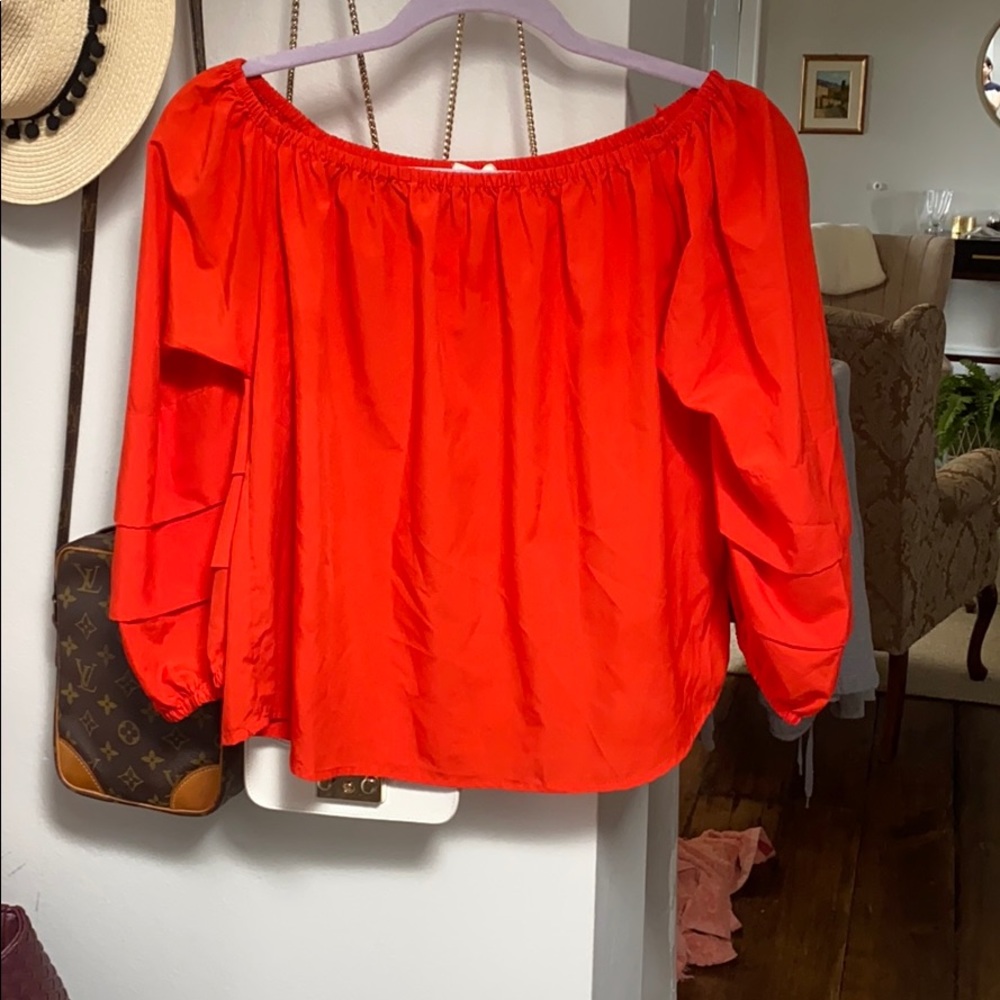 Vibrant red off the shoulder top!